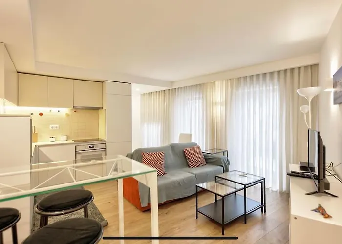 Up Keynote Apartman